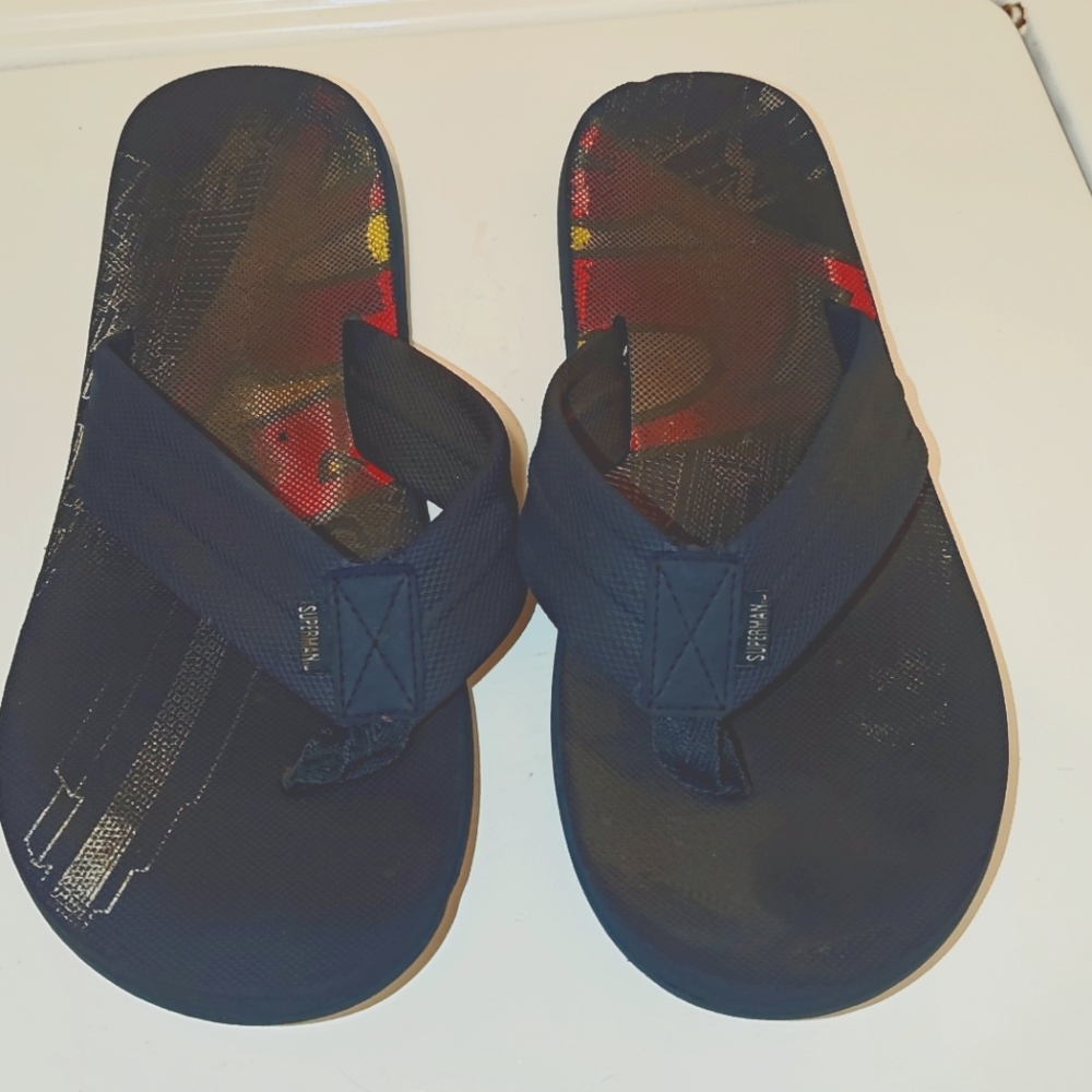 Super man thong sandals 🩴